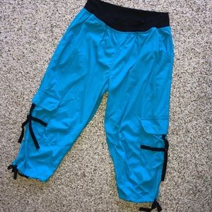 Zumba Oh So Soft Stretch Cargo Capris